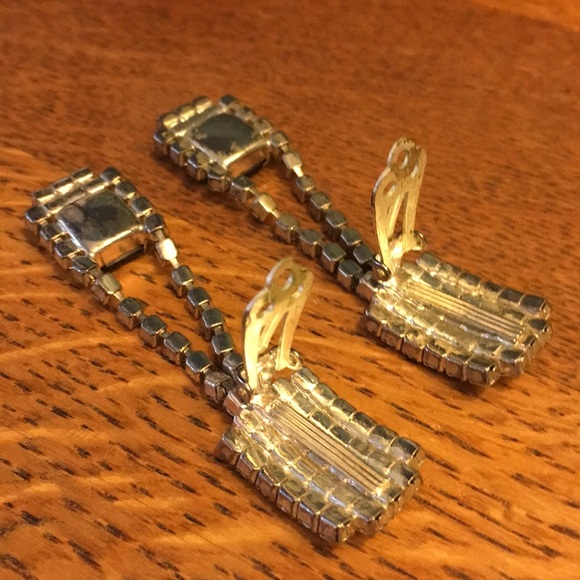 Vintage Rhinestone Dangle Earrings Clip On - Picture 5 of 7